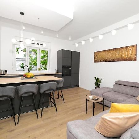 Tata Apartment Σπλιτ Εξωτερικό φωτογραφία